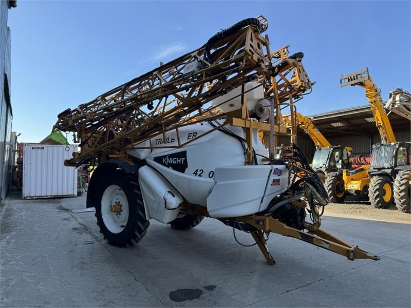 Knight Knight Trailblazer 4200l 36m Trailed Sprayer - Prskalica montirana na traktor: slika 5 Knight Knight Trailblazer 4200l 36m Trailed Sprayer - Prskalica montirana na traktor: slika 5