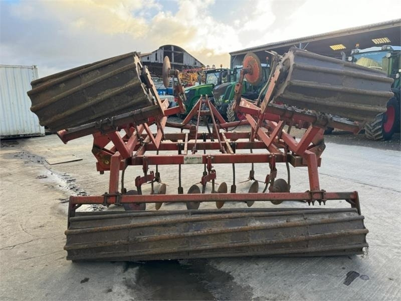 Knoche Knoche 4.5m Folding Cultivator - Traktorska freza: slika 5 Knoche Knoche 4.5m Folding Cultivator - Traktorska freza: slika 5