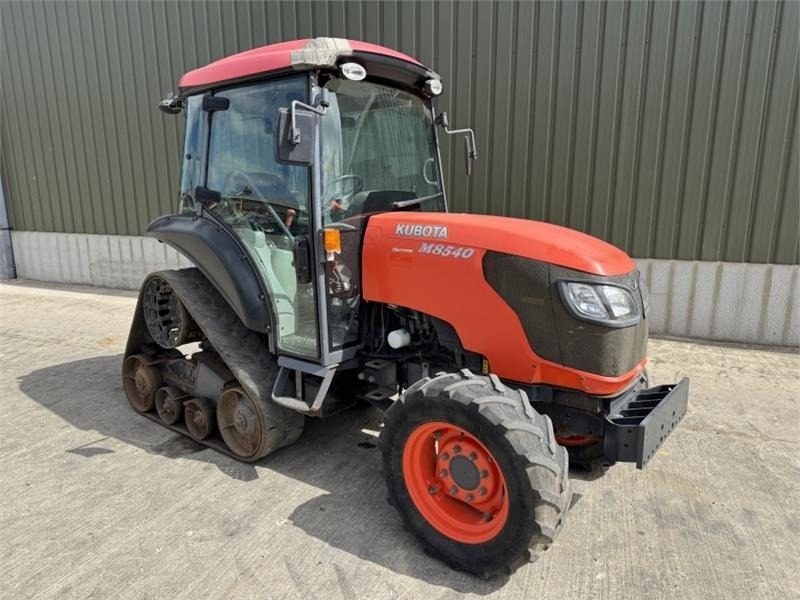 Kubota M8540 Narrow Half Track *85 HP* - Traktor: slika 3 Kubota M8540 Narrow Half Track *85 HP* - Traktor: slika 3