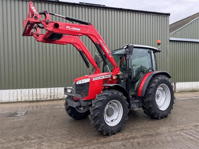 Massey Ferguson 4710 c/w FL.3522 Loader **Low Hours** - Traktor: slika 1 Massey Ferguson 4710 c/w FL.3522 Loader **Low Hours** - Traktor: slika 1