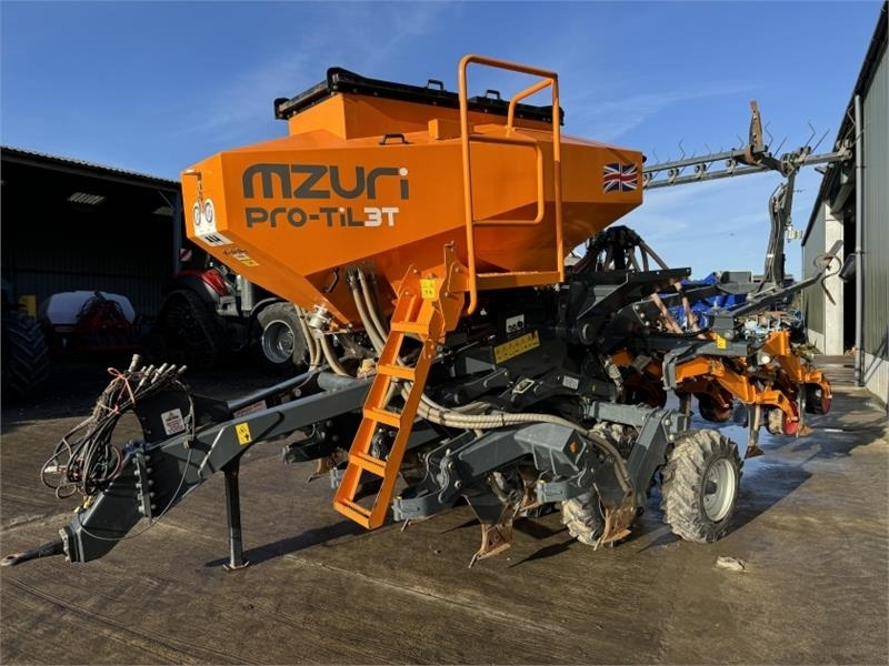 Mzuri Mzuri Pro-Til 3T **Grain and Fert** - Kombinovana mašina za setvu: slika 5 Mzuri Mzuri Pro-Til 3T **Grain and Fert** - Kombinovana mašina za setvu: slika 5