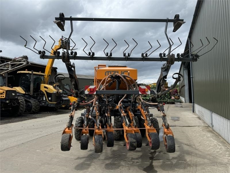 Mzuri Mzuri Pro-Till 3T Seed Drill - Kombinovana mašina za setvu: slika 4 Mzuri Mzuri Pro-Till 3T Seed Drill - Kombinovana mašina za setvu: slika 4