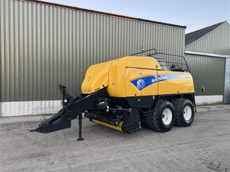 New Holland BB9060 Baler - Balirka za kockaste bale: slika 1 New Holland BB9060 Baler - Balirka za kockaste bale: slika 1