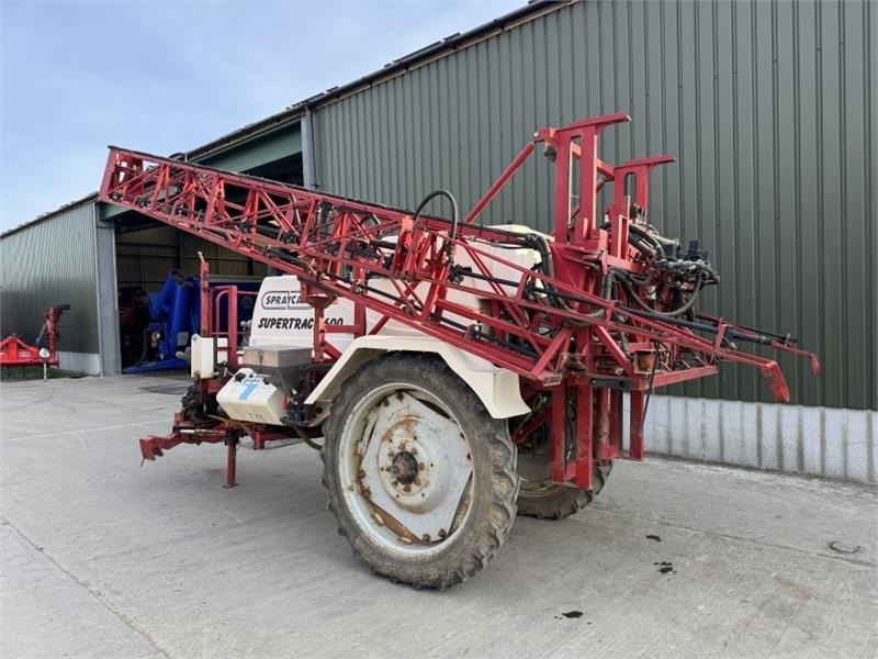 Spraycare Supertrac Spraycare Supertrac 2600L 24m - Prskalica montirana na traktor: slika 2 Spraycare Supertrac Spraycare Supertrac 2600L 24m - Prskalica montirana na traktor: slika 2