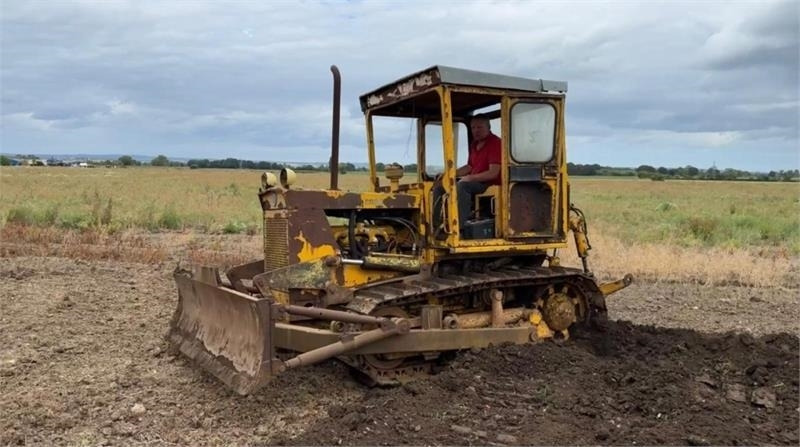 Track Marshall 105 **Video Below** - Traktor: slika 1 Track Marshall 105 **Video Below** - Traktor: slika 1