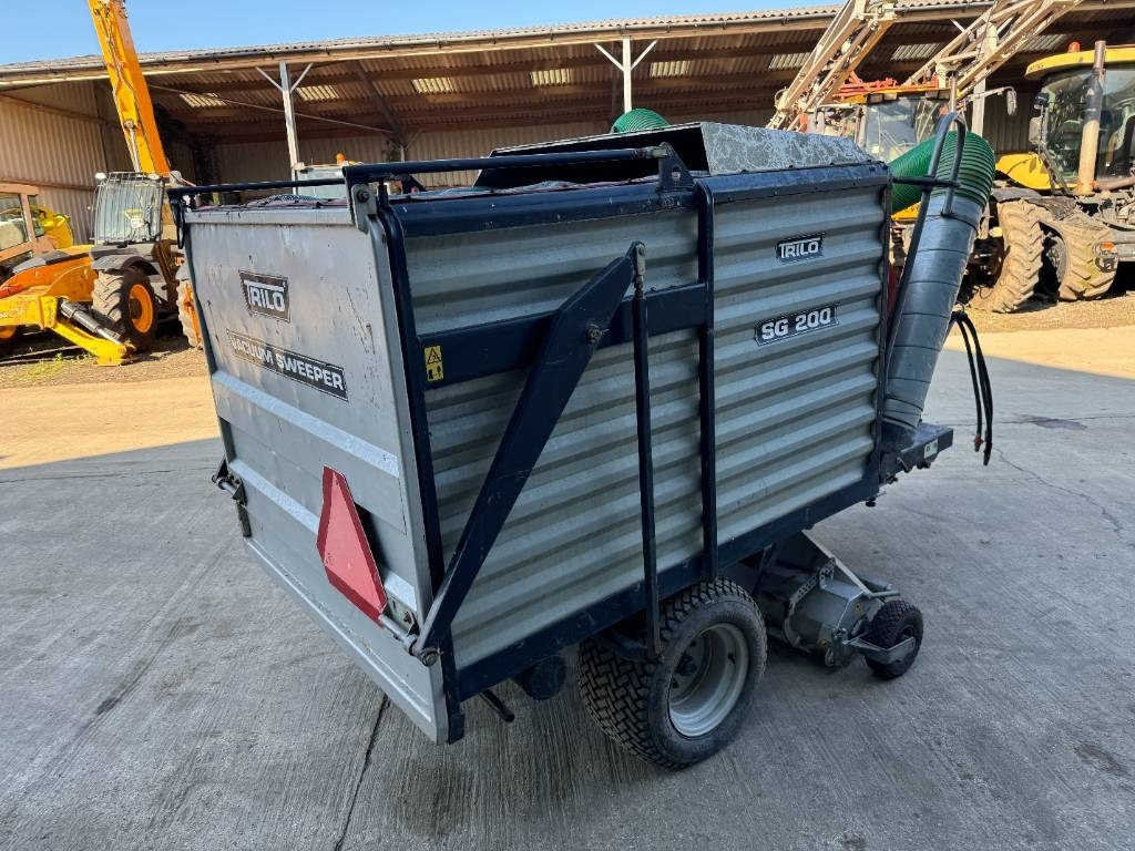 Trilo SG 200 Vacuum/Sweeper - Prikolica sa automatskim punjenjem: slika 5 Trilo SG 200 Vacuum/Sweeper - Prikolica sa automatskim punjenjem: slika 5