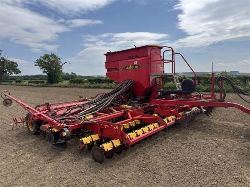Vaderstad Vaderstad Rapid A800s **Video Below** - Kombinovana mašina za setvu: slika 1 Vaderstad Vaderstad Rapid A800s **Video Below** - Kombinovana mašina za setvu: slika 1