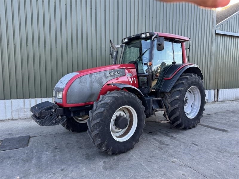 Valtra T151 Tractor - Traktor: slika 3 Valtra T151 Tractor - Traktor: slika 3
