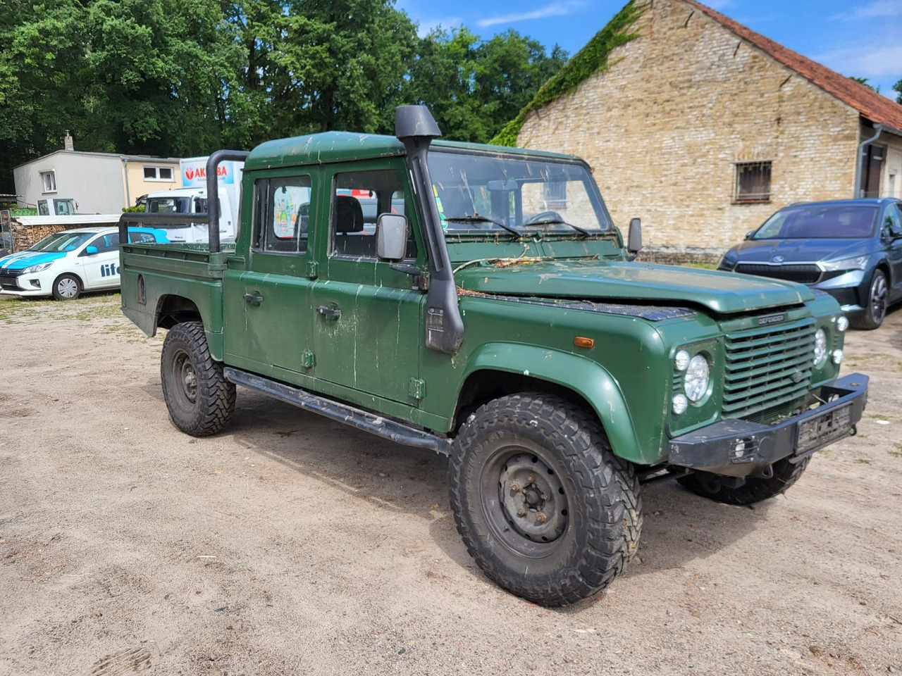 LAND ROVER Defender 130 - Pick-up mit Doppelkabine - SUVSUV: slika 2 LAND ROVER Defender 130 - Pick-up mit Doppelkabine - SUVSUV: slika 2