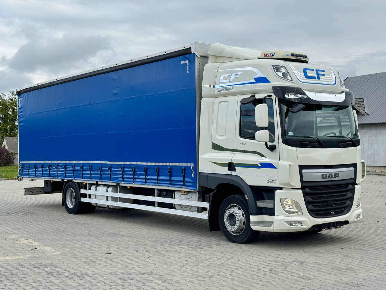 DAF CF 320 / FIRANKA / 24 EUROPALETY / SYPIALKA / AUTOMAT / KLIMA POSTOJOWA / 2017 ROK - Kamion sa ceradom: slika 1 DAF CF 320 / FIRANKA / 24 EUROPALETY / SYPIALKA / AUTOMAT / KLIMA POSTOJOWA / 2017 ROK - Kamion sa ceradom: slika 1