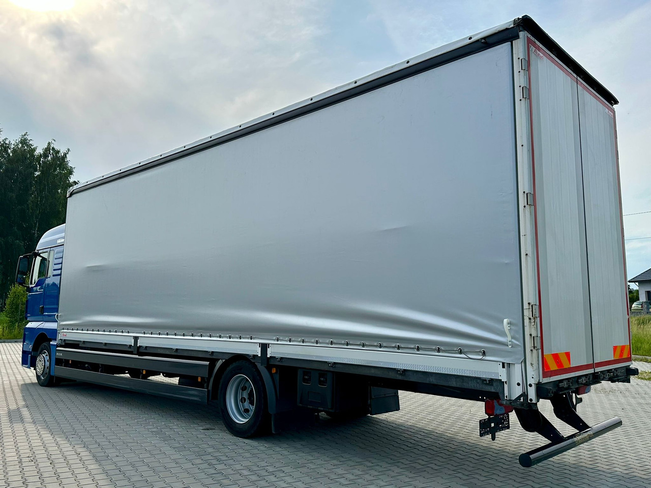 MAN TGX 18.360 / BURTO - FIRANKA / 23 PALETY / SYPIALKA / AUTOMAT / 2021 ROK / SPROWADZONY / SERWISOW - Kamion sa ceradom: slika 4 MAN TGX 18.360 / BURTO - FIRANKA / 23 PALETY / SYPIALKA / AUTOMAT / 2021 ROK / SPROWADZONY / SERWISOW - Kamion sa ceradom: slika 4
