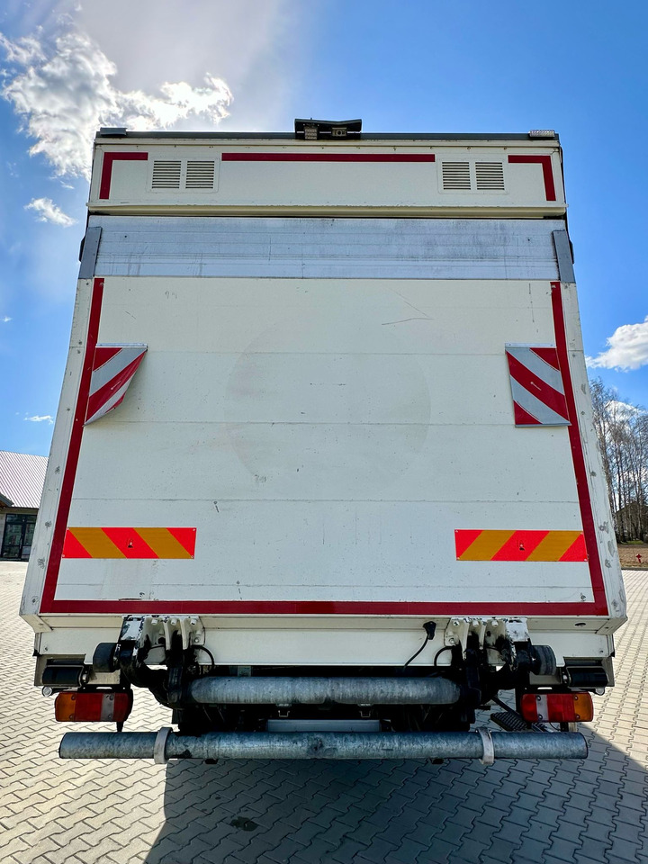 MAN TGX 18.360 / CHŁODNIA / WINDA / AUTOMAT / 19 EUROPALET / THERMO KING / SYPIALKA / SPROWADZONY - Hladnjača: slika 5 MAN TGX 18.360 / CHŁODNIA / WINDA / AUTOMAT / 19 EUROPALET / THERMO KING / SYPIALKA / SPROWADZONY - Hladnjača: slika 5