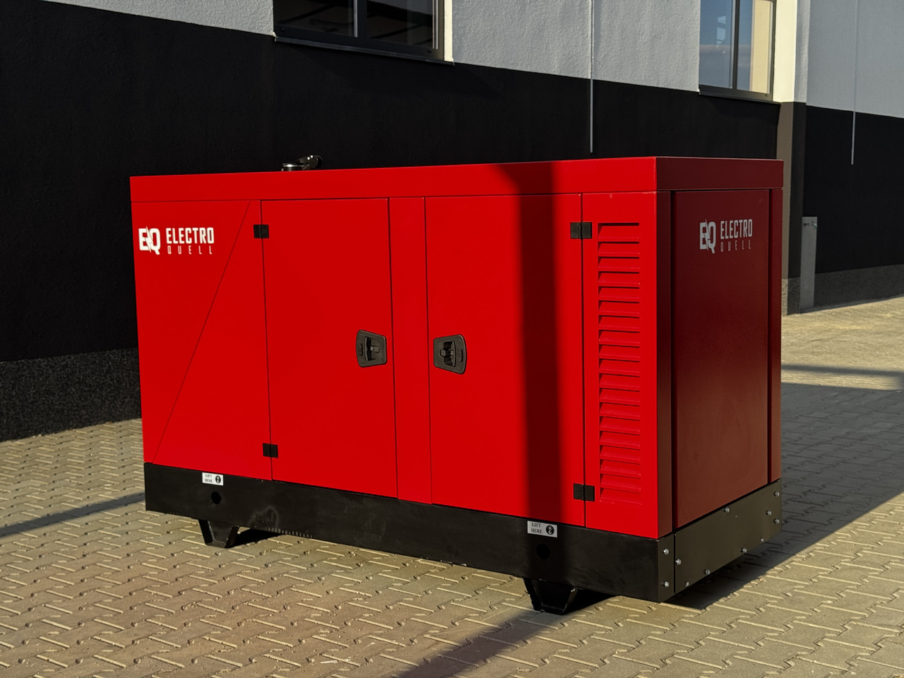 IVECO 50 kVA / 40 kW - Set generatora: slika 4 IVECO 50 kVA / 40 kW - Set generatora: slika 4