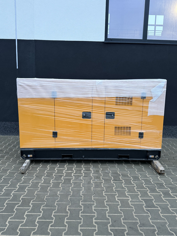 IVECO 80 kVA / 65 kW - Set generatora: slika 1 IVECO 80 kVA / 65 kW - Set generatora: slika 1