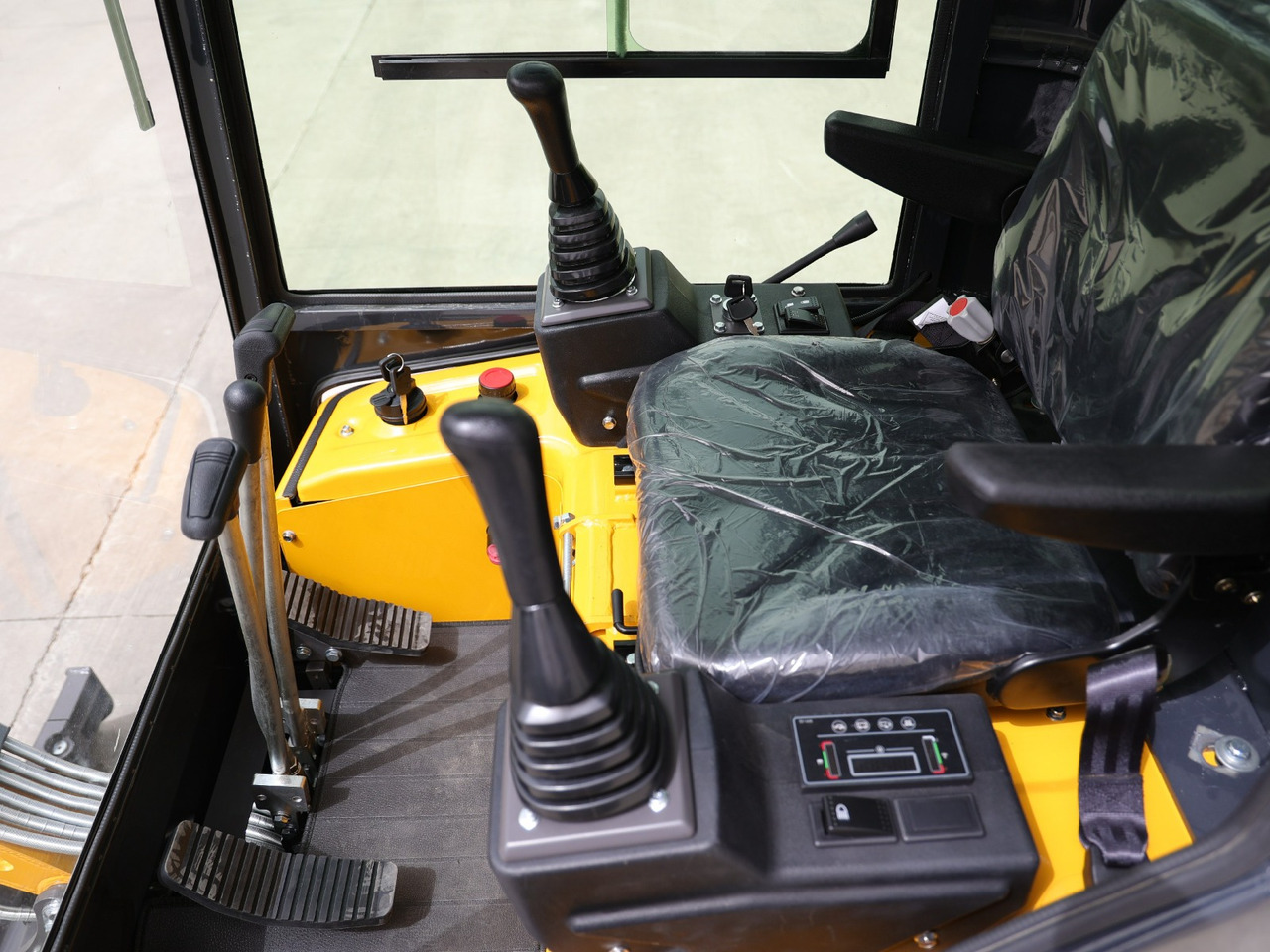 KUBOTA Diesel Mini excavator 1.8 Ton - Müller Machinery MB 18 - KSH - Mini bager: slika 5 KUBOTA Diesel Mini excavator 1.8 Ton - Müller Machinery MB 18 - KSH - Mini bager: slika 5