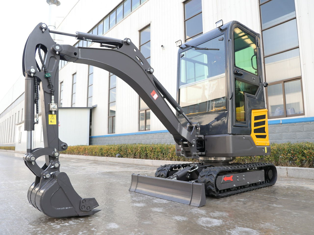 KUBOTA Diesel Mini excavator 2 Ton - Müller Machinery MB 20 - KSH - Mini bager: slika 1 KUBOTA Diesel Mini excavator 2 Ton - Müller Machinery MB 20 - KSH - Mini bager: slika 1