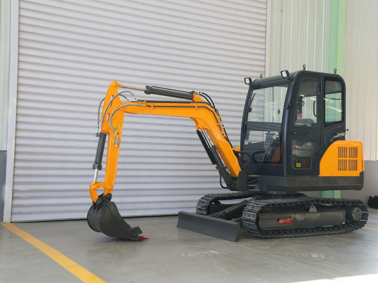KUBOTA Diesel Mini excavator 4 ton - Müller Machinery MB 40 - KSH - Mini bager: slika 5 KUBOTA Diesel Mini excavator 4 ton - Müller Machinery MB 40 - KSH - Mini bager: slika 5