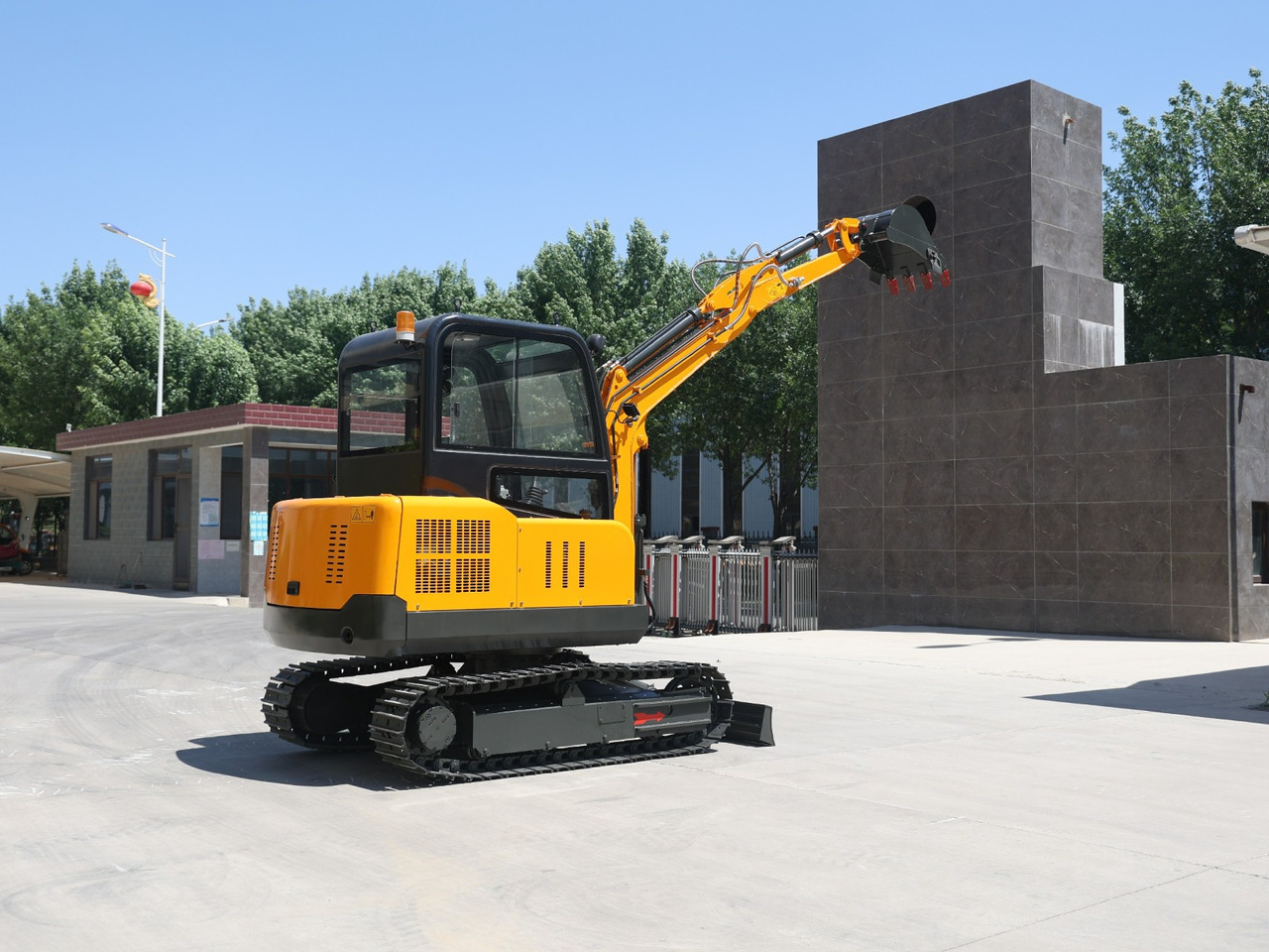 Müller Machinery Diesel Mini excavator 4 ton - Müller Machinery MB 40 - VKSH Xinchai 4D32 Series Motor - Mini bager: slika 4 Müller Machinery Diesel Mini excavator 4 ton - Müller Machinery MB 40 - VKSH Xinchai 4D32 Series Motor - Mini bager: slika 4