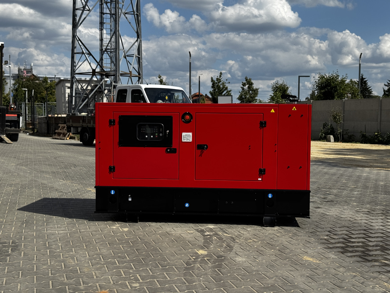 PERKINS 60 kVA / 48 kW - Set generatora: slika 1 PERKINS 60 kVA / 48 kW - Set generatora: slika 1