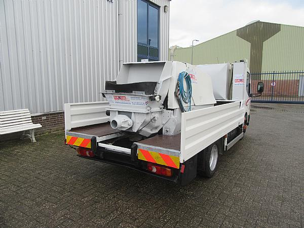 2007 Truck Concrete pump PUTZMEISTER P715 SD - Auto pumpa za beton: slika 3 2007 Truck Concrete pump PUTZMEISTER P715 SD - Auto pumpa za beton: slika 3