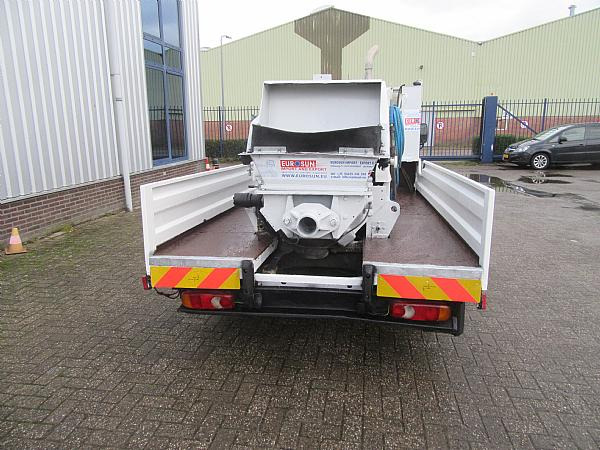 2007 Truck Concrete pump PUTZMEISTER P715 SD - Auto pumpa za beton: slika 4 2007 Truck Concrete pump PUTZMEISTER P715 SD - Auto pumpa za beton: slika 4