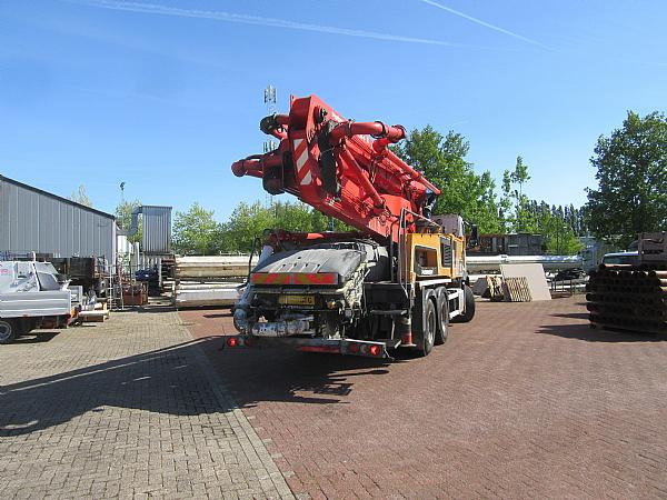 2015 PUTZMEISTER M38/5 AROCS 6x4 - Auto pumpa za beton: slika 3 2015 PUTZMEISTER M38/5 AROCS 6x4 - Auto pumpa za beton: slika 3