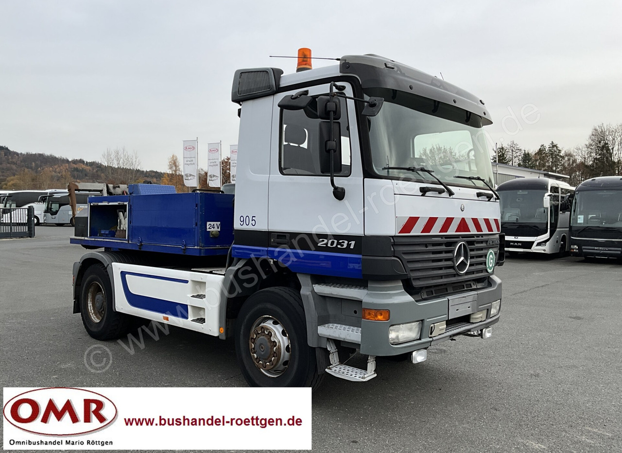 Mercedes-Benz Actros 2031 Abschlepper - Šlep vozilo: slika 1 Mercedes-Benz Actros 2031 Abschlepper - Šlep vozilo: slika 1