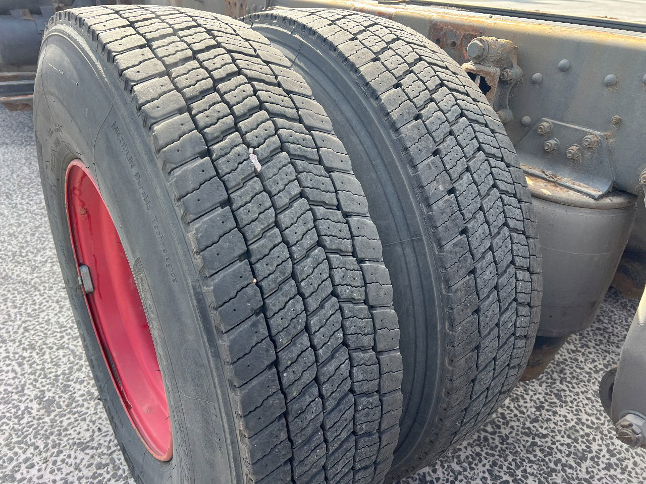 Scania R480 Highline 6x2, Retarder, Euro 5 - Kamion sa golom šasijom i zatvorenom kabinom: slika 5 Scania R480 Highline 6x2, Retarder, Euro 5 - Kamion sa golom šasijom i zatvorenom kabinom: slika 5