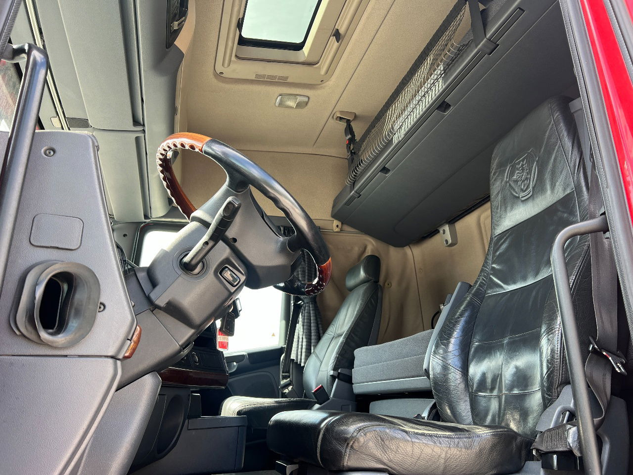 Kamion sa golom šasijom i zatvorenom kabinom Scania R480 Highline 6x2, Retarder, Euro 5: slika 7