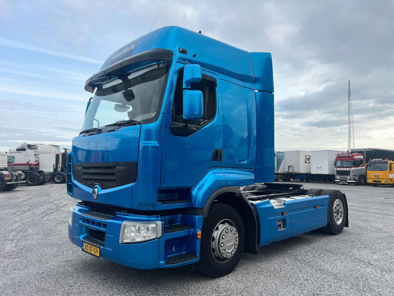 Renault Premium 410 Full spoilers, NL Truck - Tegljač: slika 1 Renault Premium 410 Full spoilers, NL Truck - Tegljač: slika 1