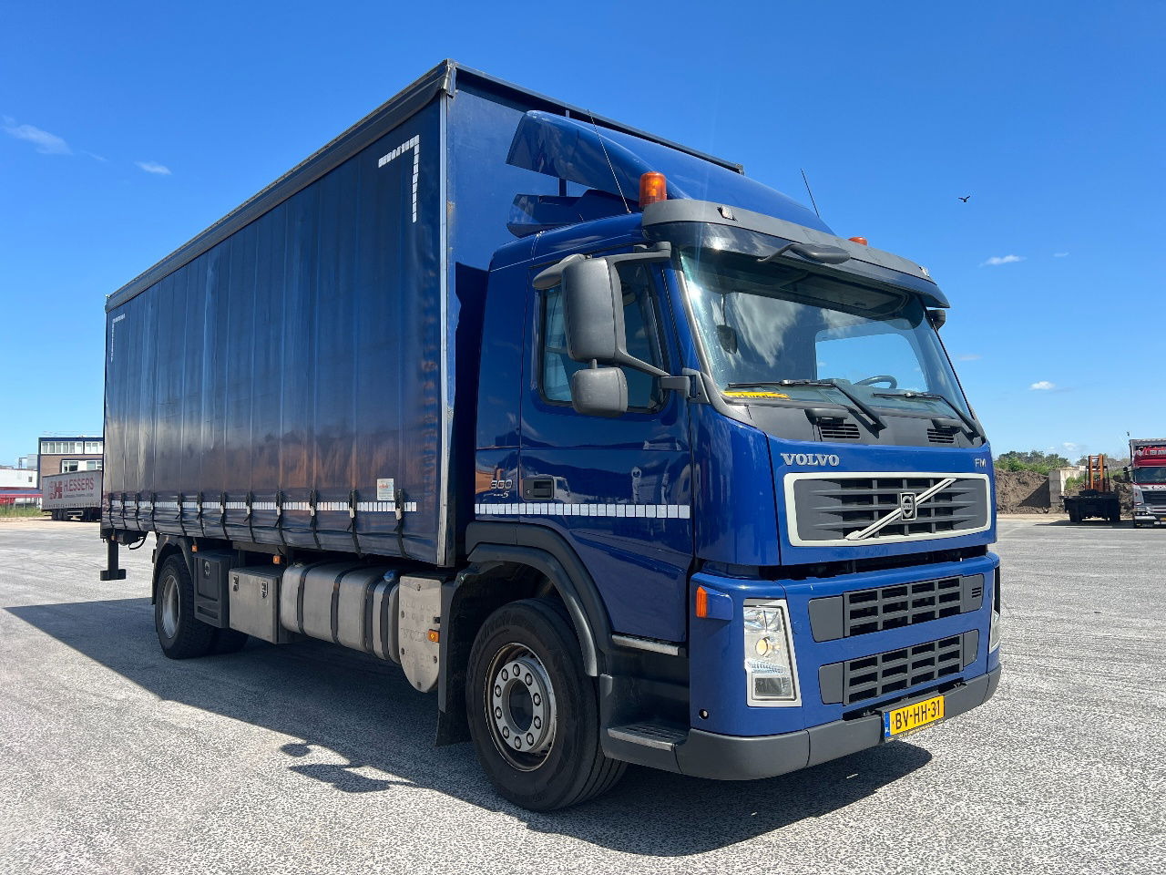 Volvo FM 9.300 Bordwanden, Euro 5 - Kamion sa ceradom: slika 2 Volvo FM 9.300 Bordwanden, Euro 5 - Kamion sa ceradom: slika 2