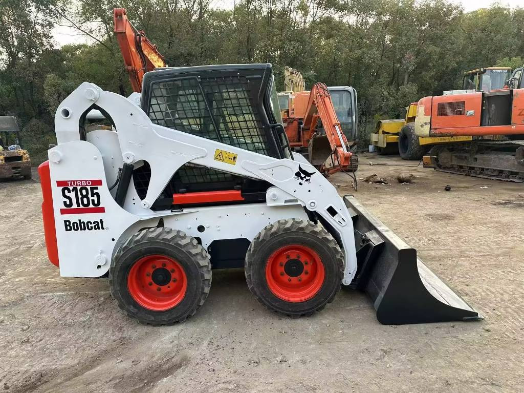 Bobcat S 185 - Mini utovarivač: slika 1 Bobcat S 185 - Mini utovarivač: slika 1