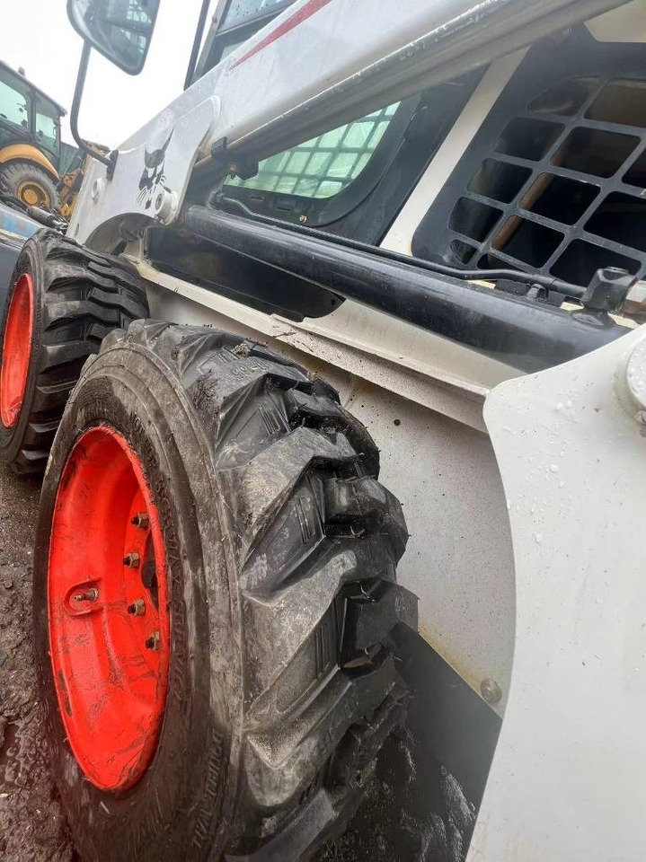 Bobcat S 450 - Mini utovarivač: slika 4 Bobcat S 450 - Mini utovarivač: slika 4