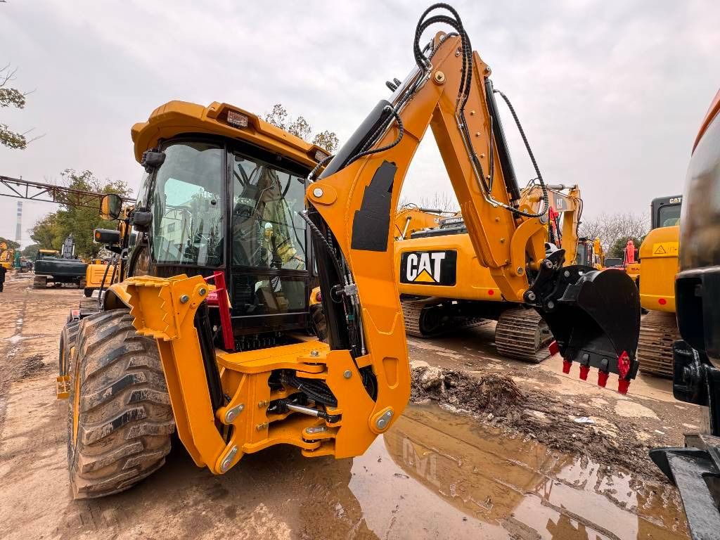 CAT 100% new CAT 420 F - Bager utovarivač: slika 4 CAT 100% new CAT 420 F - Bager utovarivač: slika 4