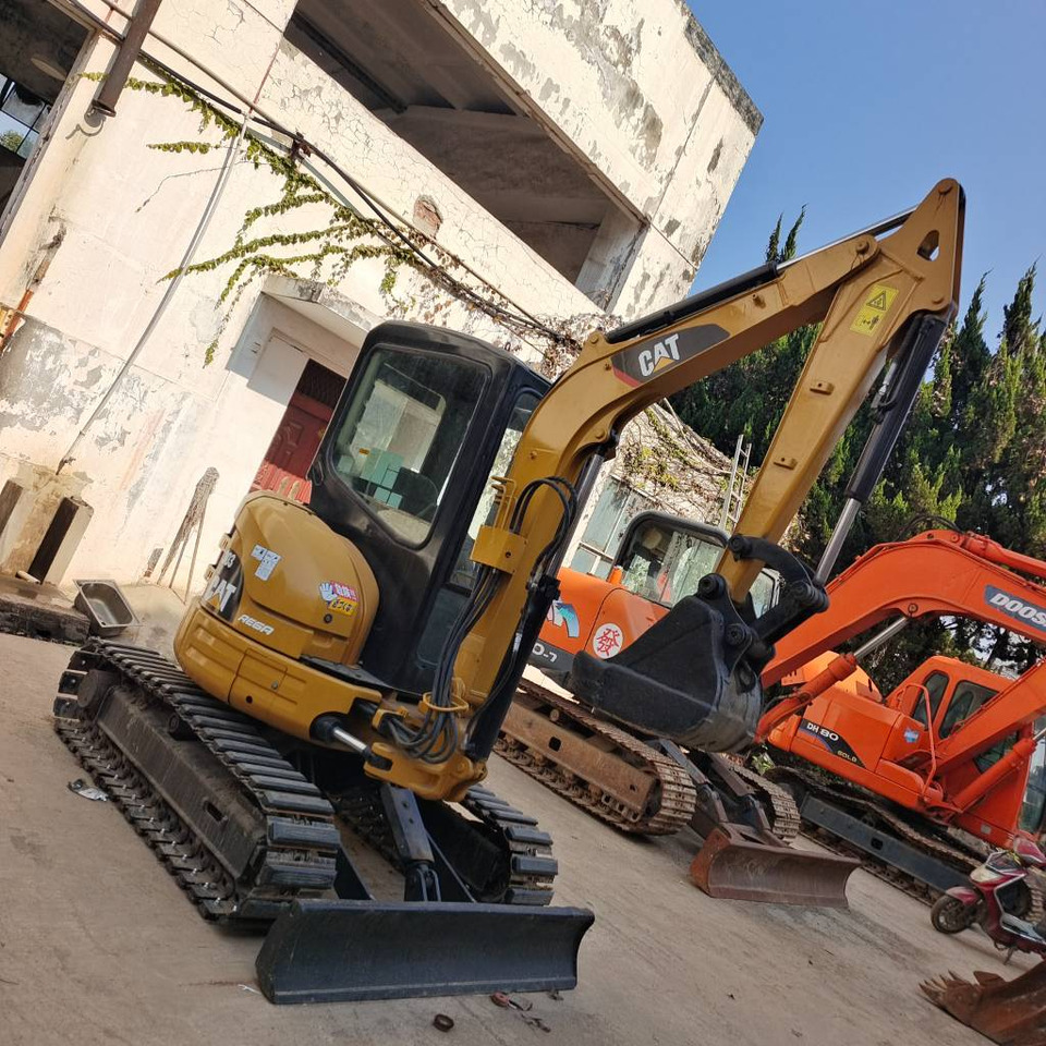CAT 303 CR - Mini bager: slika 5 CAT 303 CR - Mini bager: slika 5