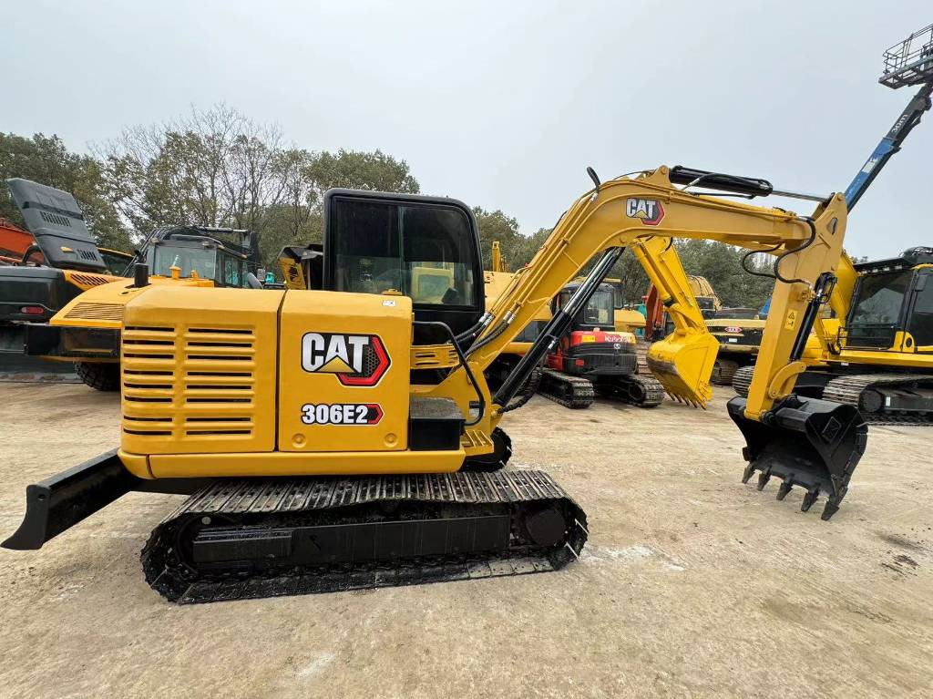CAT 306E - Mini bager: slika 4 CAT 306E - Mini bager: slika 4