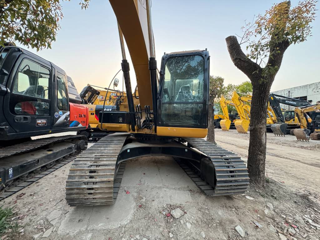 CAT 320D2L - Bager guseničar: slika 4 CAT 320D2L - Bager guseničar: slika 4