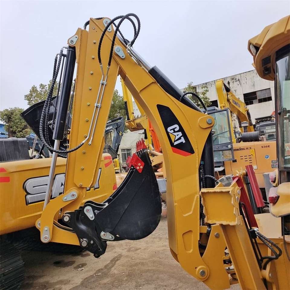 CAT 420 F 100% Brand New Machine - Bager guseničar: slika 4 CAT 420 F 100% Brand New Machine - Bager guseničar: slika 4