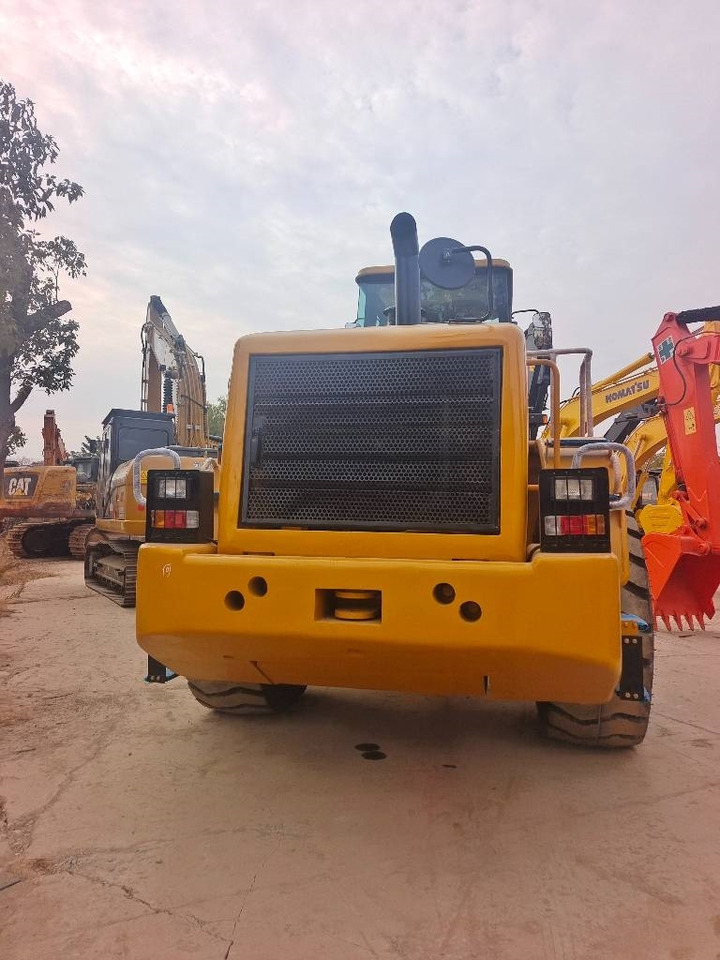 CAT 966 H - Utovarivač točkaš: slika 3 CAT 966 H - Utovarivač točkaš: slika 3