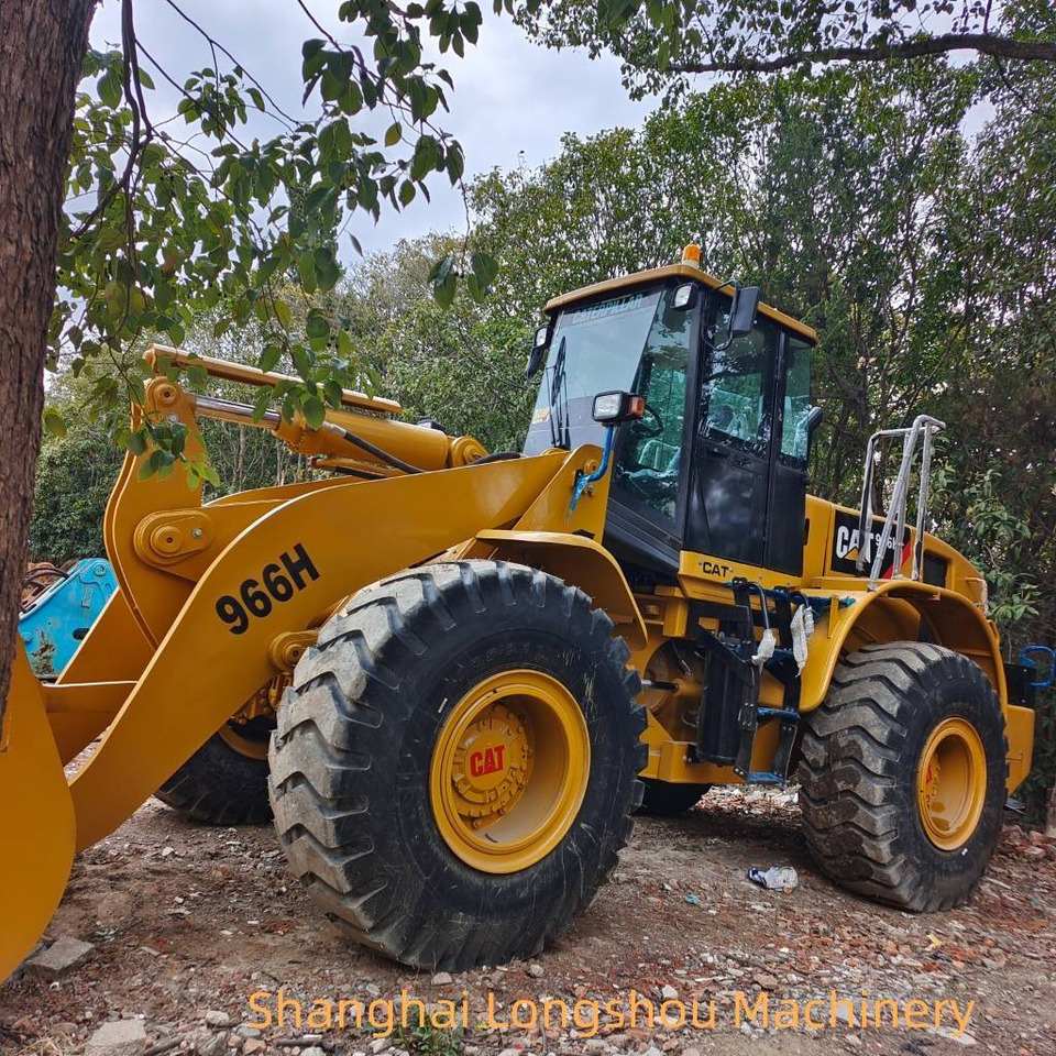 CAT 966H - Utovarivač točkaš: slika 1 CAT 966H - Utovarivač točkaš: slika 1