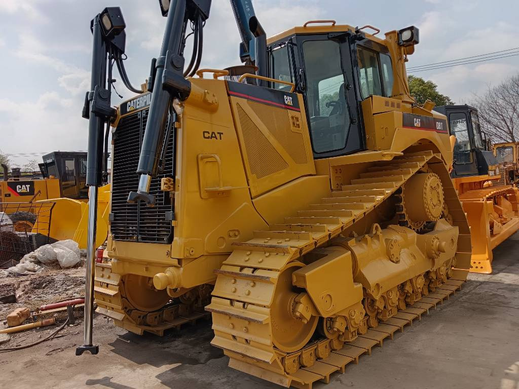 CAT D 8 T - Buldožer: slika 2 CAT D 8 T - Buldožer: slika 2