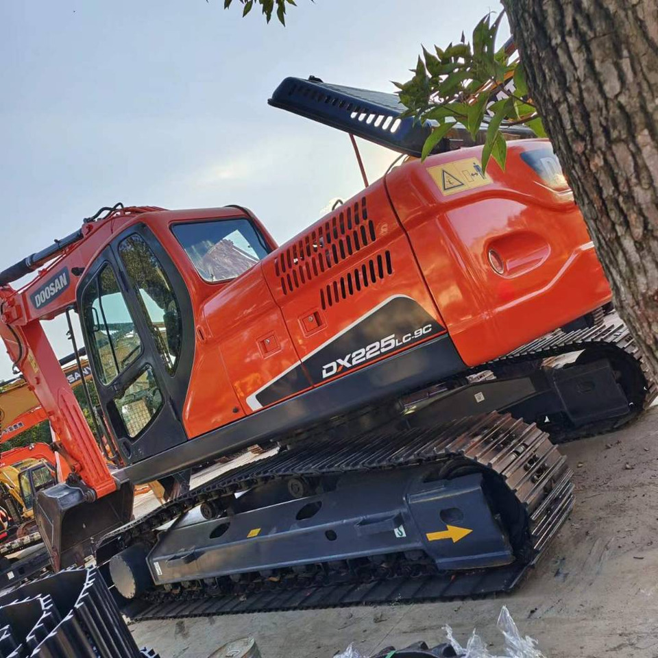 Doosan DX 225 LC - Bager guseničar: slika 1 Doosan DX 225 LC - Bager guseničar: slika 1