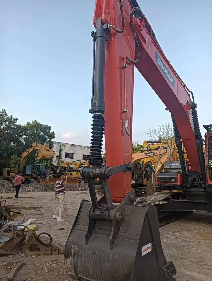 Doosan DX 255 - Utovarivač točkaš: slika 3 Doosan DX 255 - Utovarivač točkaš: slika 3