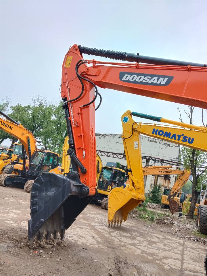 Doosan DX 300 LC - Bager guseničar: slika 2 Doosan DX 300 LC - Bager guseničar: slika 2