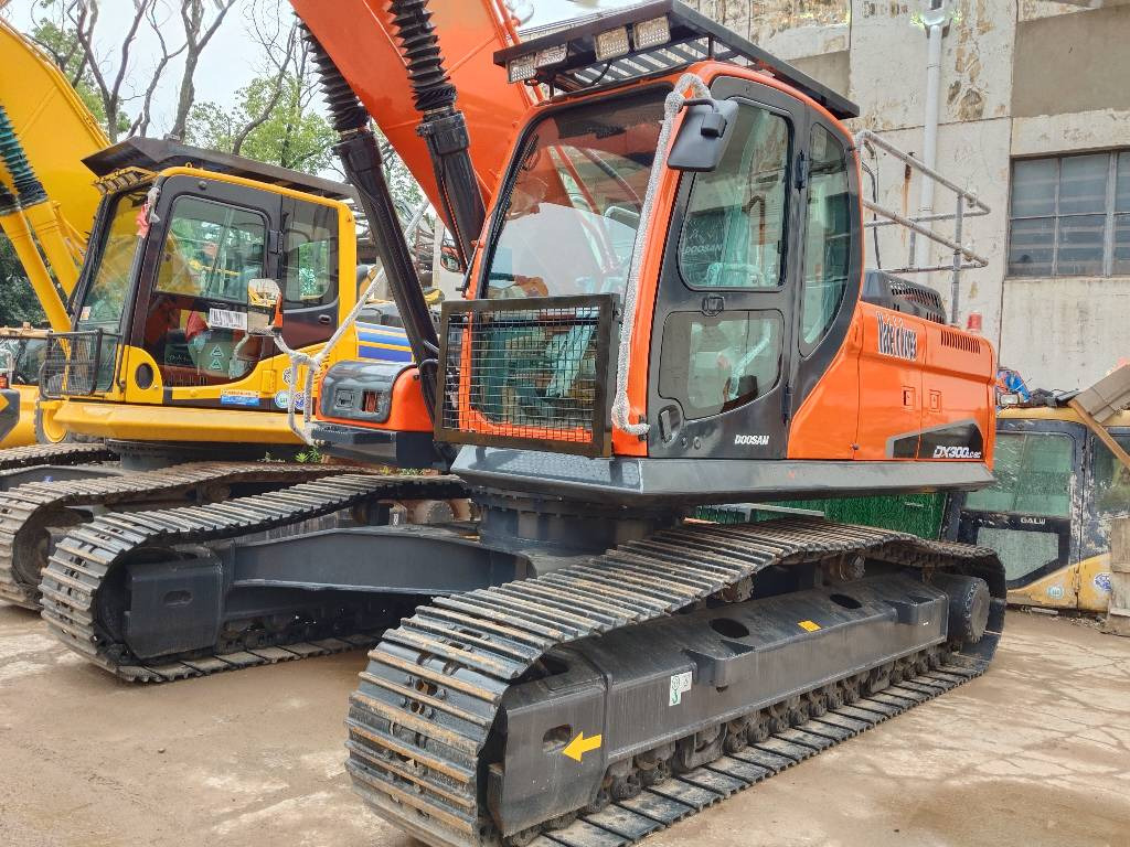 Doosan DX 300 LC - Bager guseničar: slika 3 Doosan DX 300 LC - Bager guseničar: slika 3