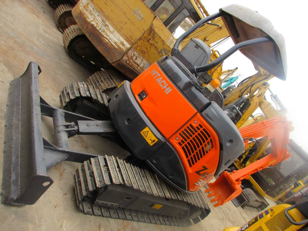 Hitachi ZX 30 U - Mini bager: slika 4 Hitachi ZX 30 U - Mini bager: slika 4