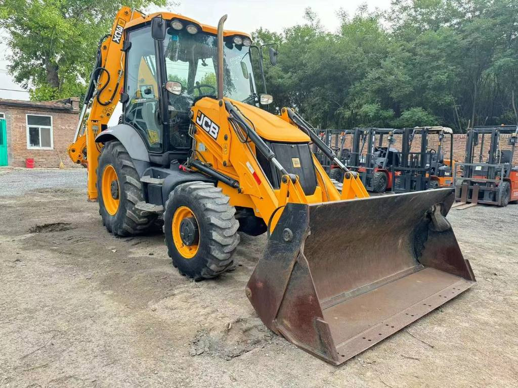 JCB 3 CX - Bager točkaš: slika 1 JCB 3 CX - Bager točkaš: slika 1