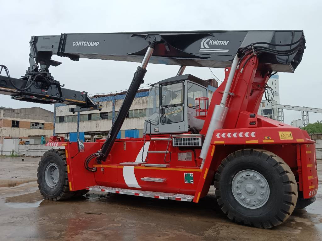 Kalmar DRF 450 - Dizalica za kontejnere: slika 1 Kalmar DRF 450 - Dizalica za kontejnere: slika 1