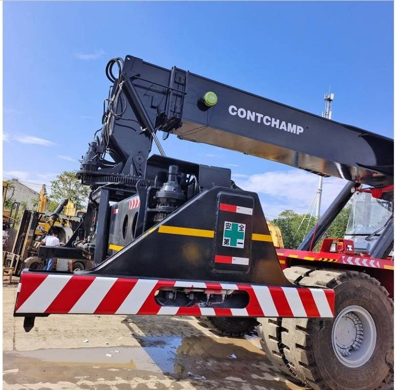 Kalmar DRF 450 - Dizalica za kontejnere: slika 4 Kalmar DRF 450 - Dizalica za kontejnere: slika 4