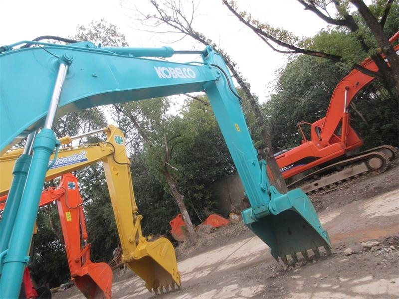 Kobelco SK 210 - Bager guseničar: slika 2 Kobelco SK 210 - Bager guseničar: slika 2